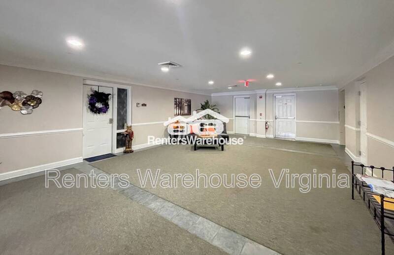 Gorgeous 2nd Level Condo! property image