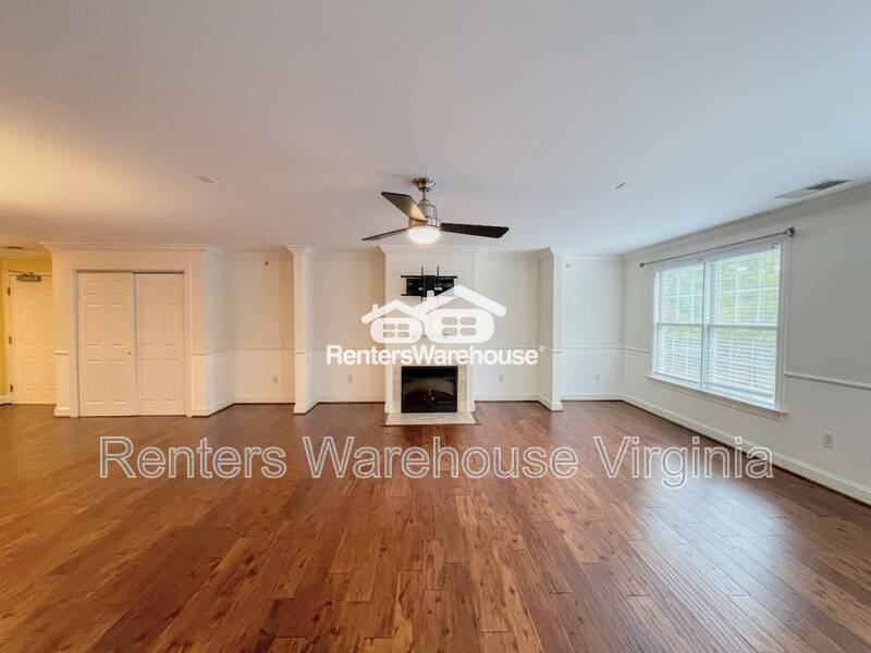 Gorgeous 2nd Level Condo! property image