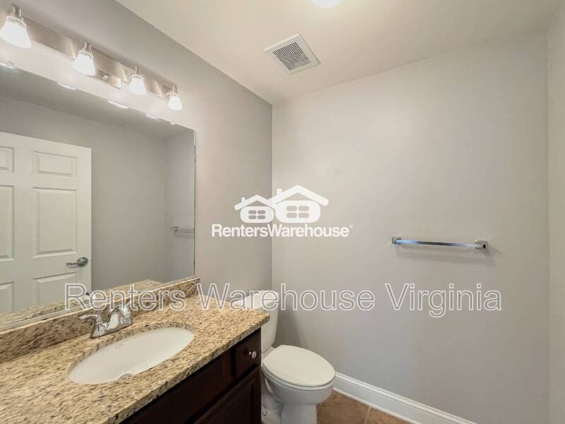 Gorgeous 2nd Level Condo! property image