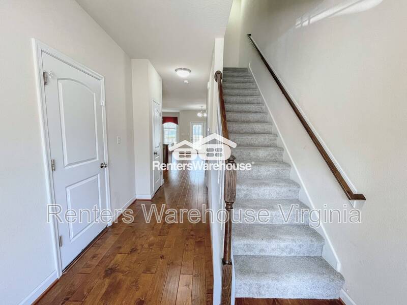 Gorgeous Condo! property image