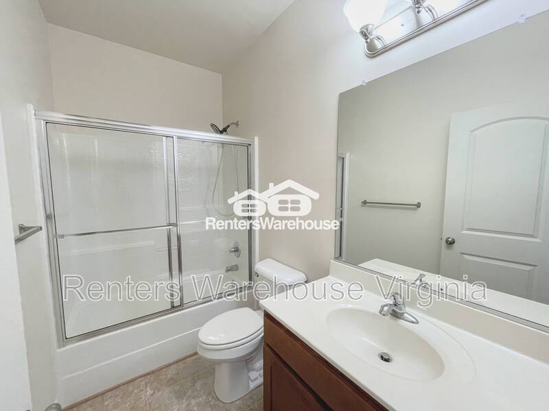 Gorgeous Condo! property image