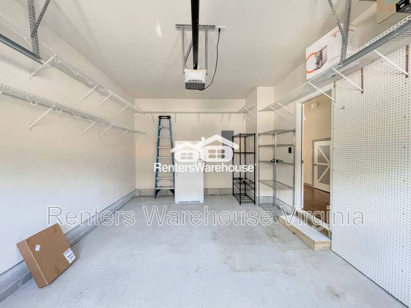 Gorgeous Condo! property image