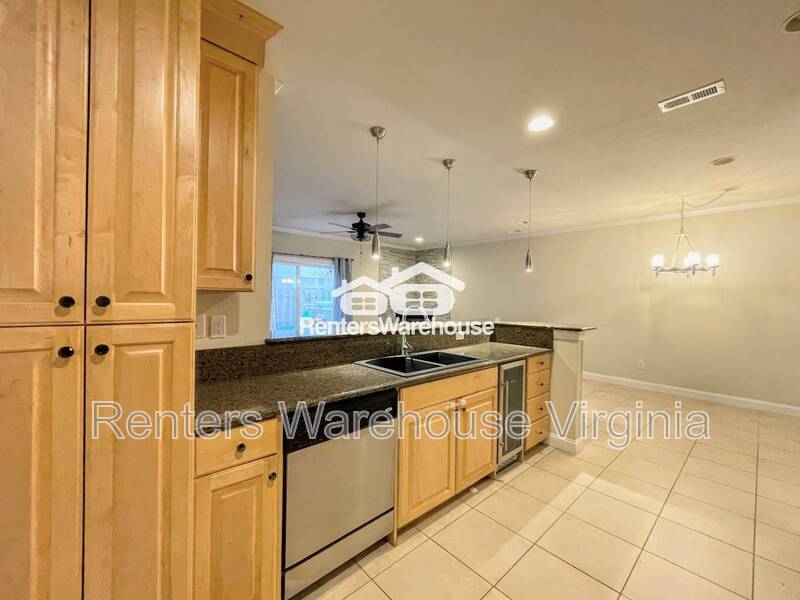 Beautiful Tri Level Townhome! property image