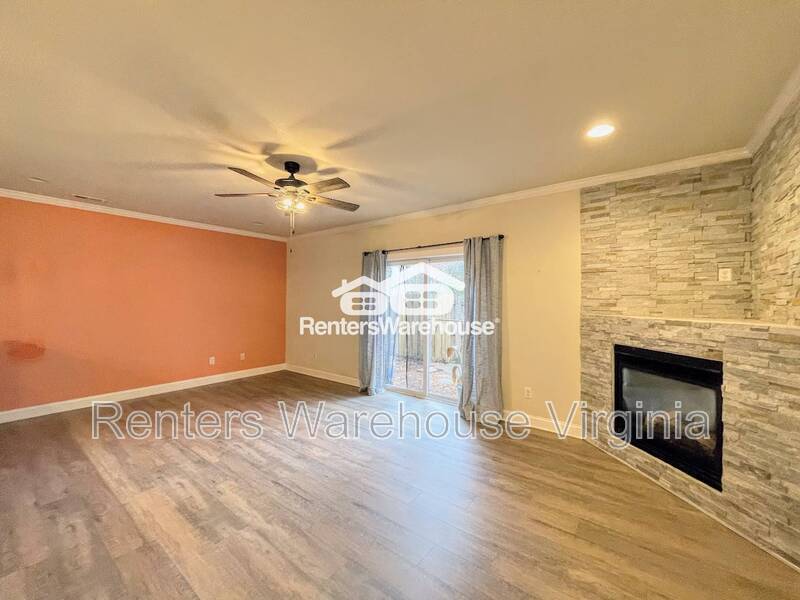 Beautiful Tri Level Townhome! property image