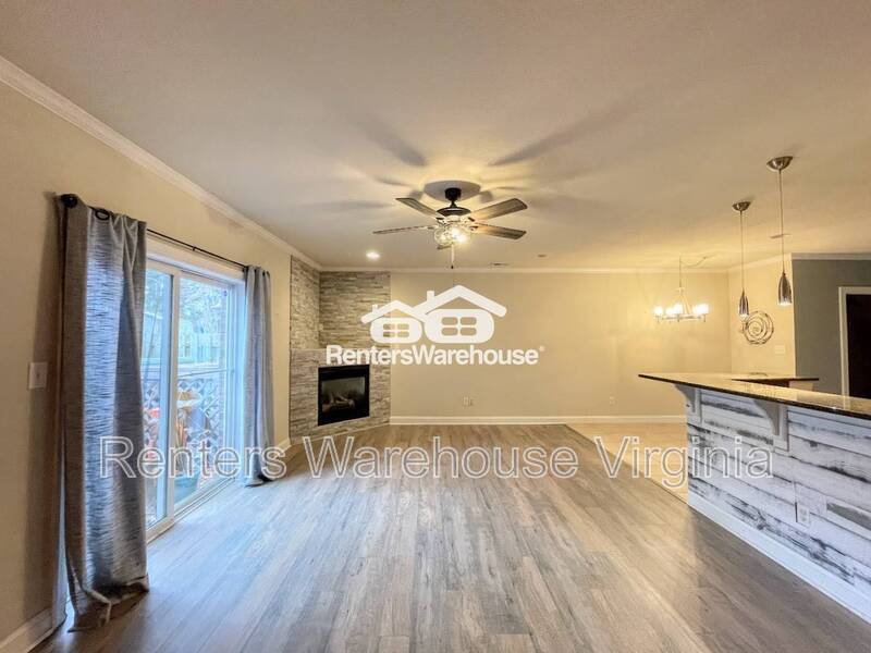 Beautiful Tri Level Townhome! property image