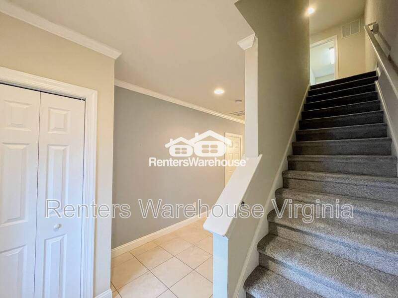 Beautiful Tri Level Townhome! property image
