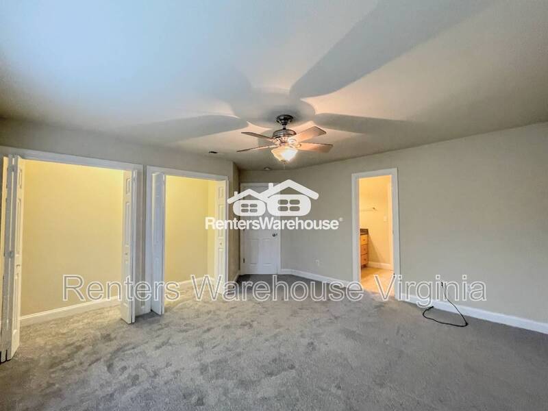 Beautiful Tri Level Townhome! property image