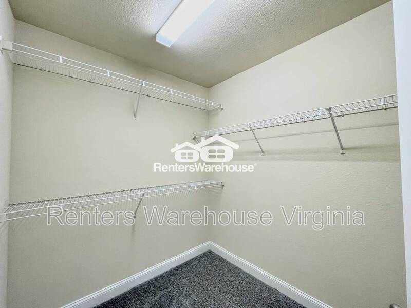 Beautiful Tri Level Townhome! property image