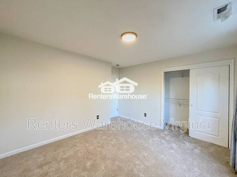 Gorgeous Home in Red Mill Farm! property image