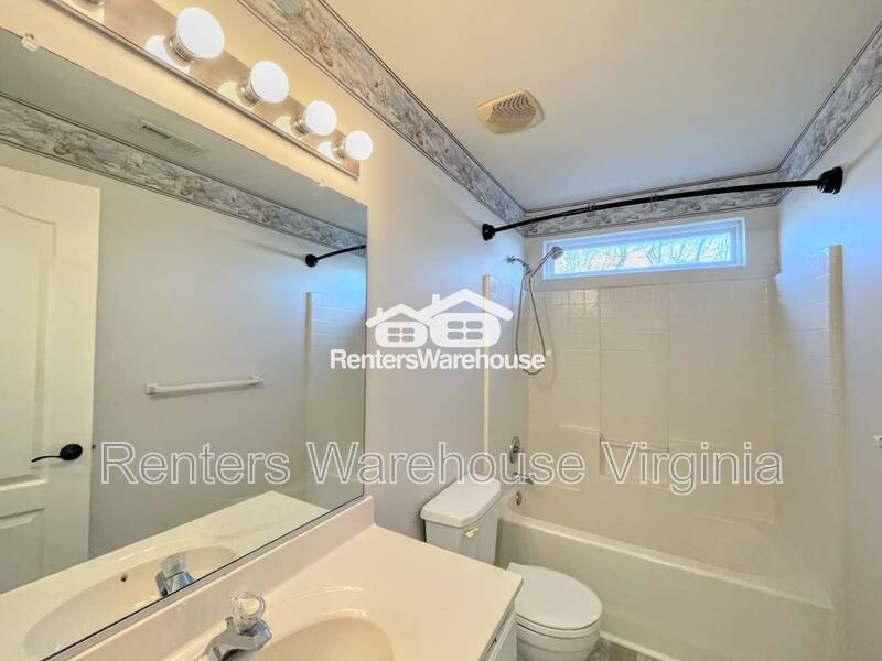 Gorgeous Home in Red Mill Farm! property image