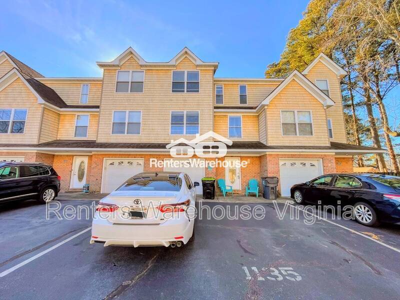 Beautiful Tri Level Townhome! property image