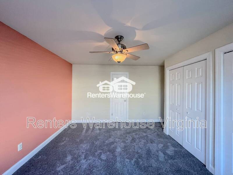 Beautiful Tri Level Townhome! property image