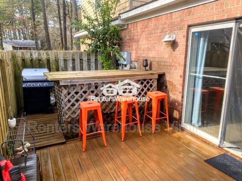 Beautiful Tri Level Townhome! property image