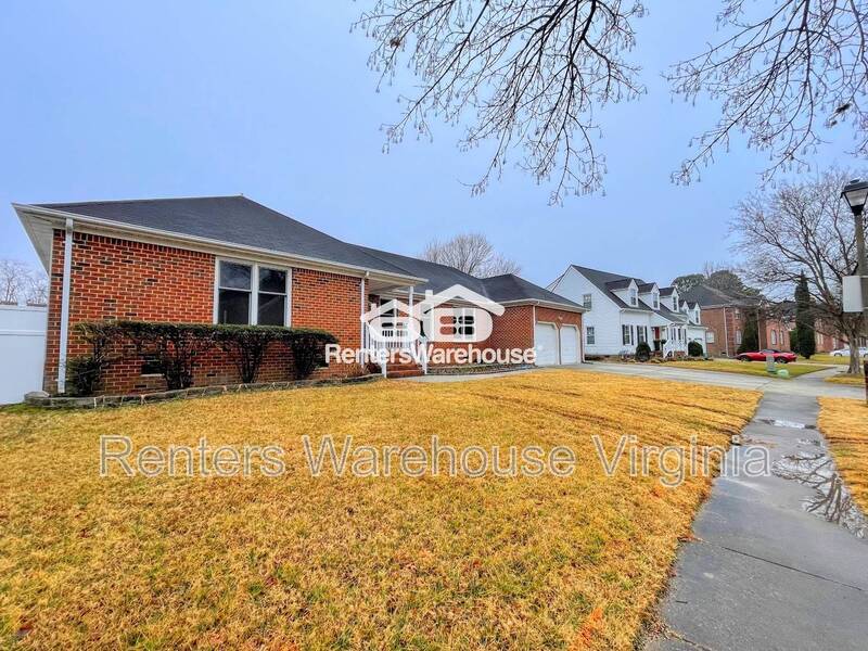 Gorgeous Home With Huge Backyard! property image