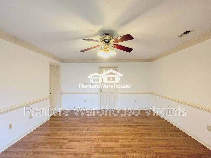 Gorgeous Home With Huge Backyard! property image