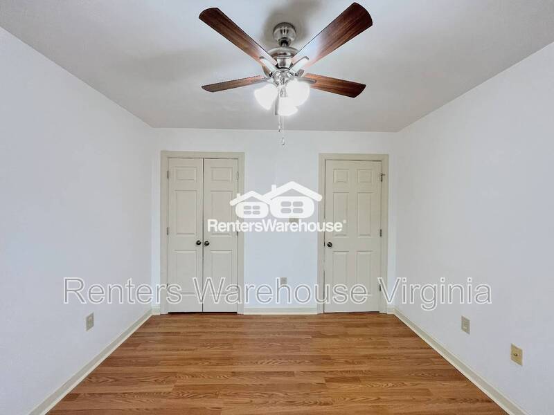 Gorgeous Home With Huge Backyard! property image