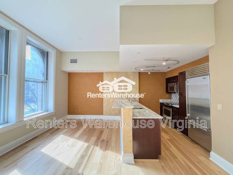 Fantastic 2nd Level Condo in Downtown Norfolk! property image
