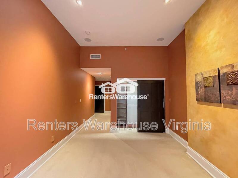 Fantastic 2nd Level Condo in Downtown Norfolk! property image