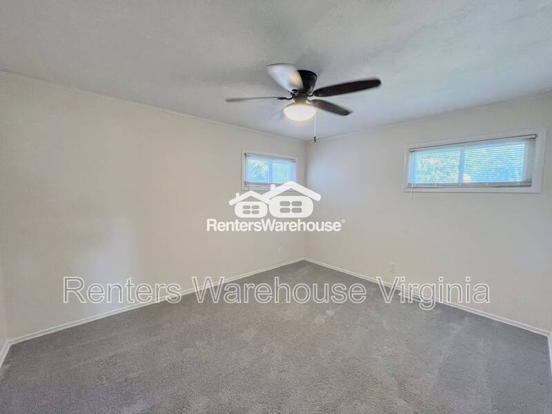 Beautiful Home With Huge Backyard! property image