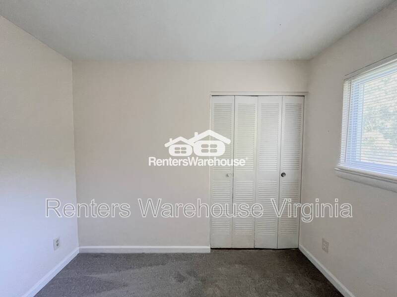 Beautiful Home With Huge Backyard! property image