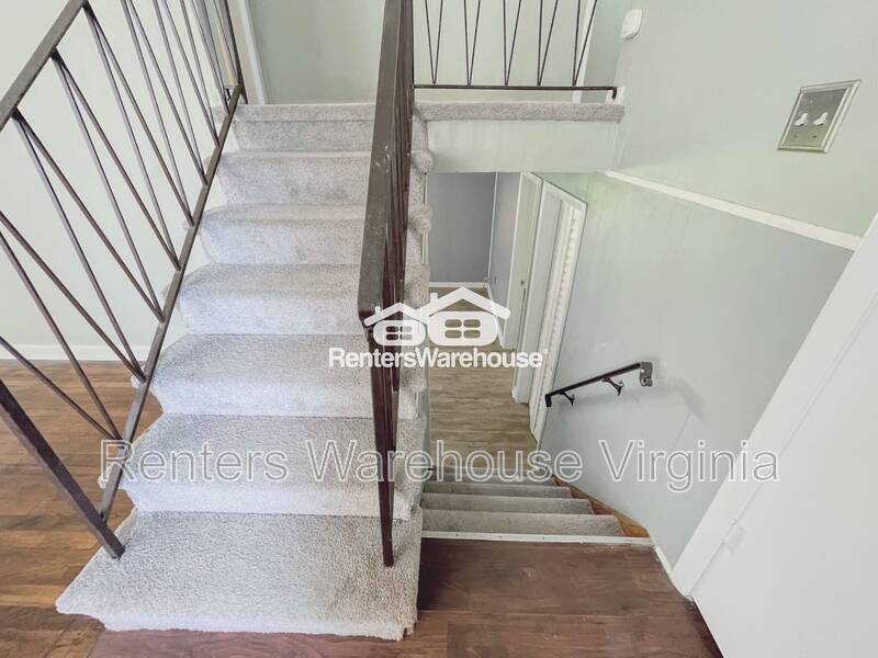 Beautiful Home With Huge Backyard! property image