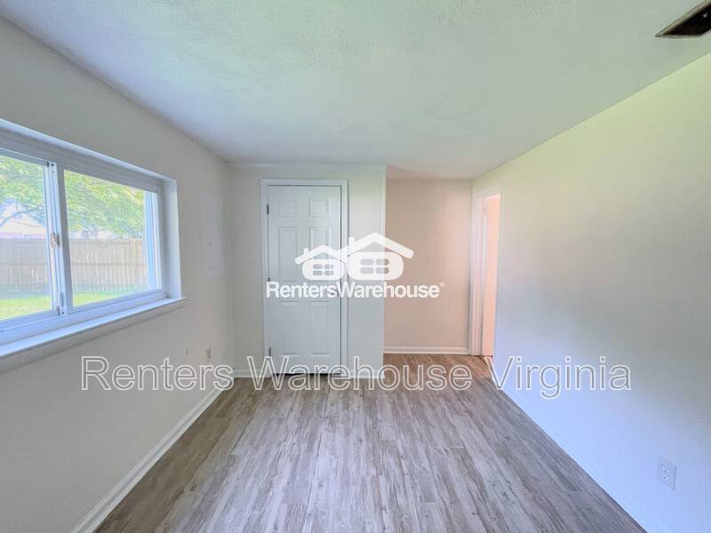 Beautiful Home With Huge Backyard! property image