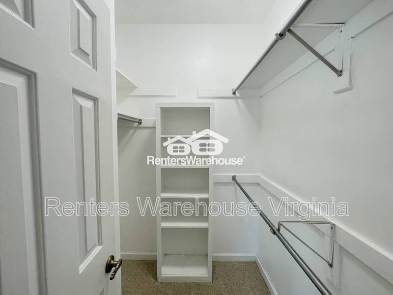 Amazing 3rd Level Condo! property image