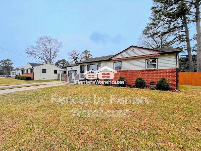 Gorgeous Home With Huge Backyard! property image
