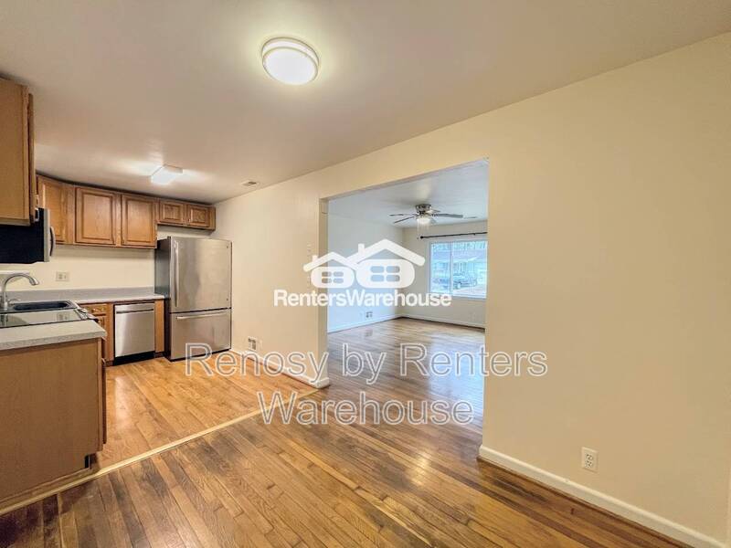 Gorgeous Home With Huge Backyard! property image