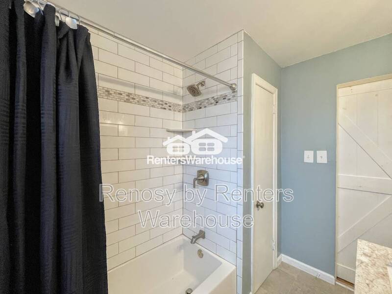 Gorgeous Home With Huge Backyard! property image