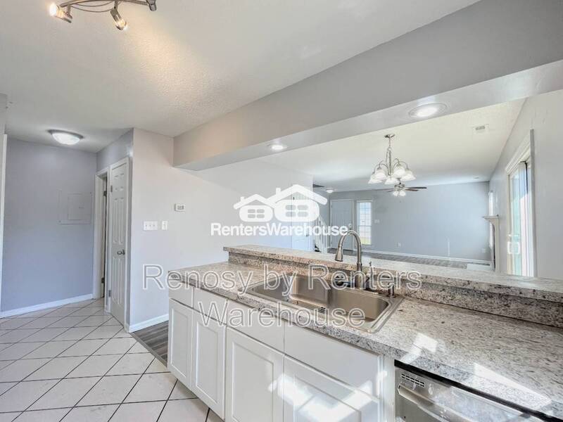 Modern and Updated Townhome! property image