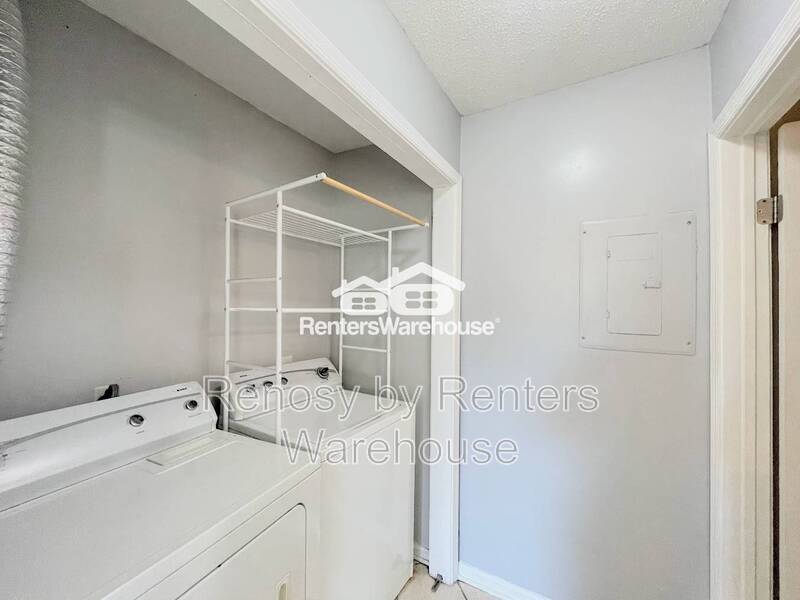 Modern and Updated Townhome! property image