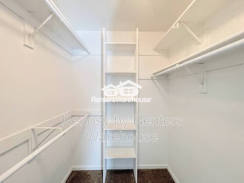 Modern and Updated Townhome! property image