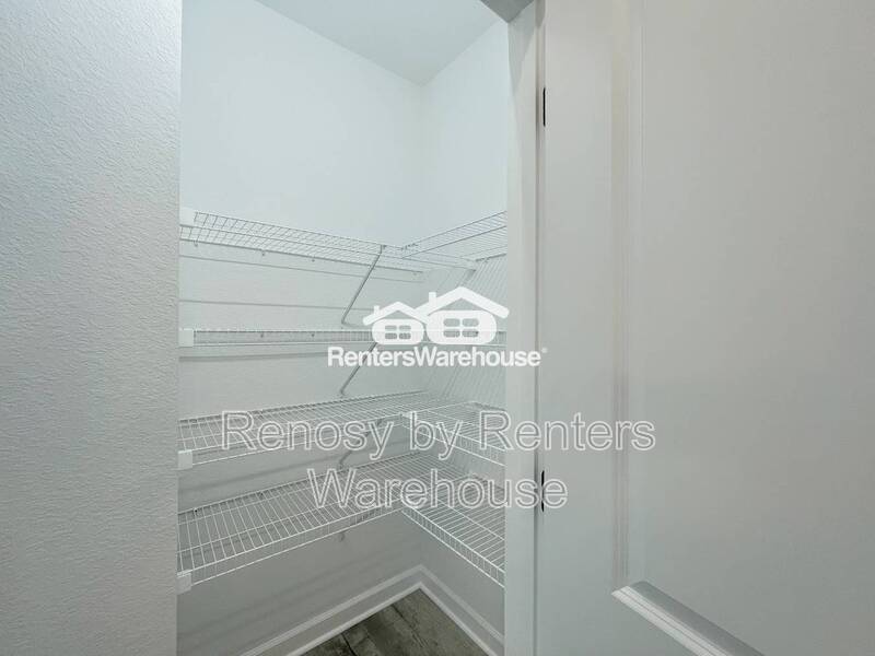 Magnificent Tri-Level Townhome! property image