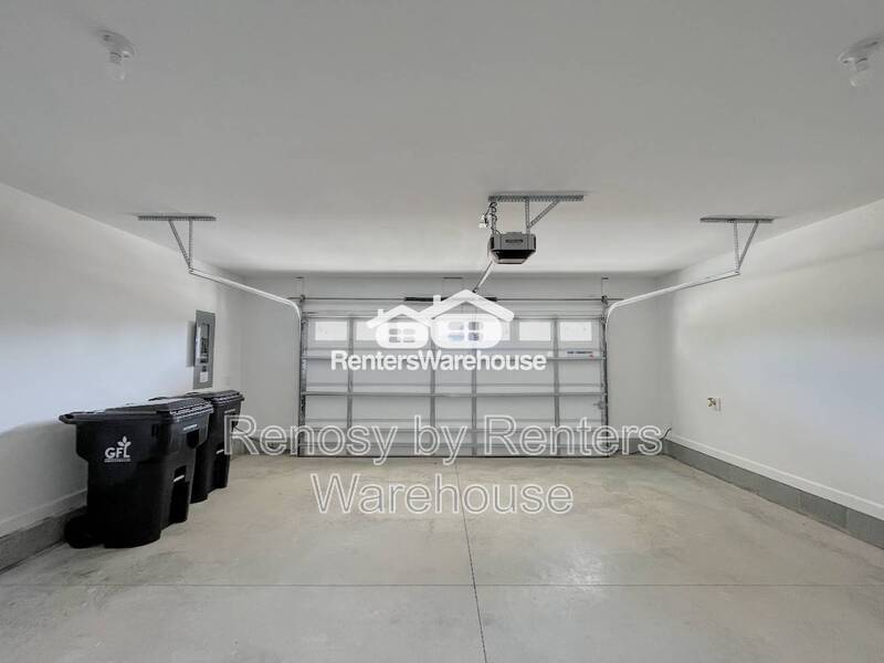 Magnificent Tri-Level Townhome! property image