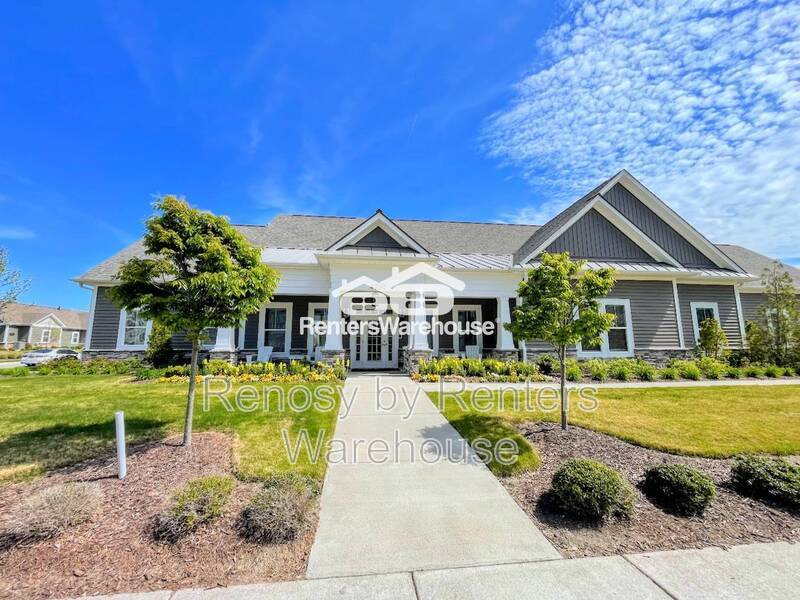 Magnificent Tri-Level Townhome! property image
