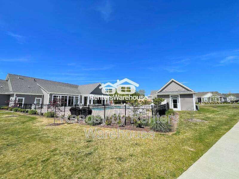Magnificent Tri-Level Townhome! property image