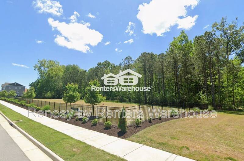 Magnificent Tri-Level Townhome! property image