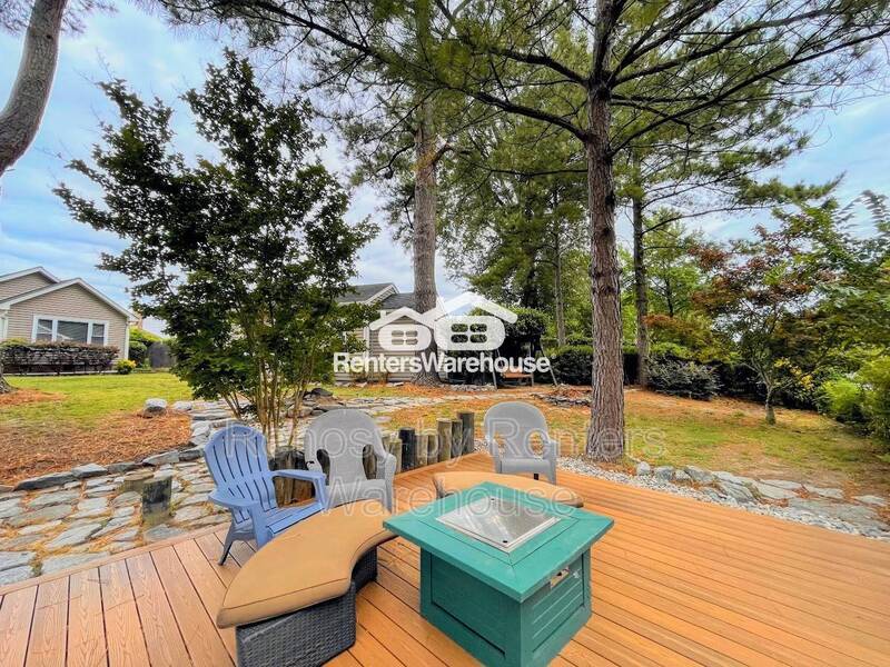 Gorgeous Home With Backyard Oasis! property image