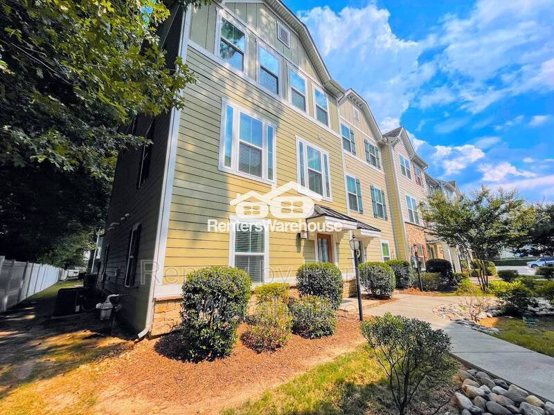 Stunning Three Level Condo! property image