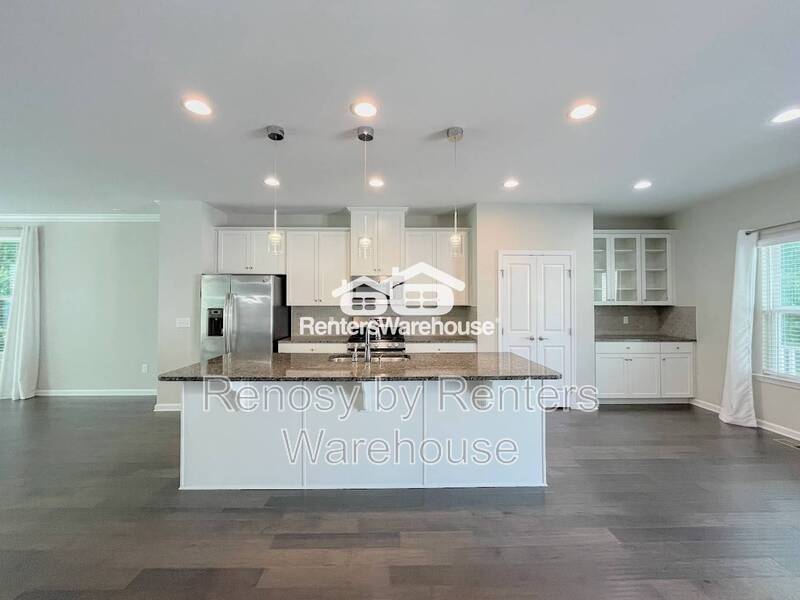 Stunning Three Level Condo! property image