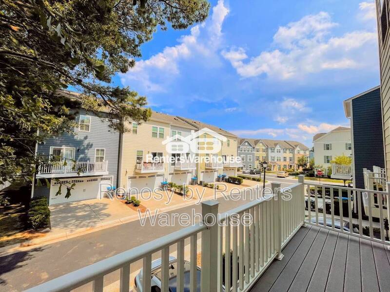 Stunning Three Level Condo! property image