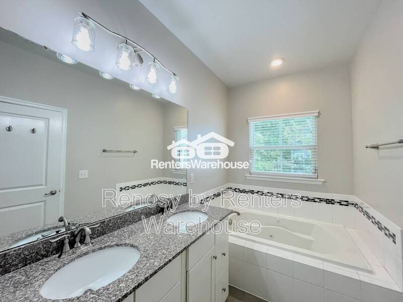 Stunning Three Level Condo! property image