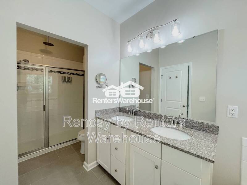 Stunning Three Level Condo! property image