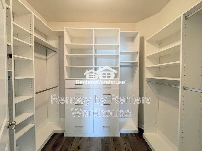 Stunning Three Level Condo! property image