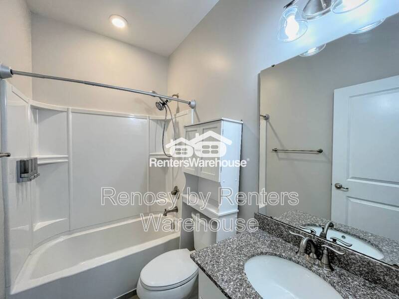 Stunning Three Level Condo! property image