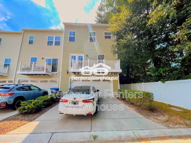 Stunning Three Level Condo! property image