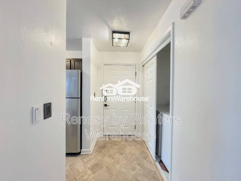 Beautifully Updated Second Level Condo! property image