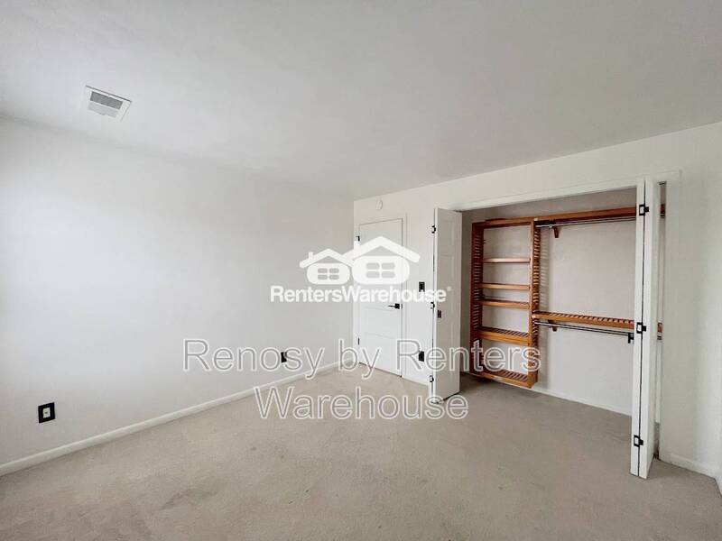 Beautifully Updated Second Level Condo! property image