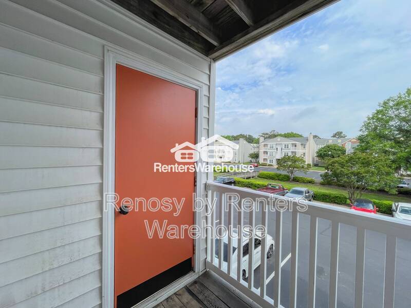 Beautifully Updated Second Level Condo! property image